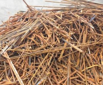 �U�F����